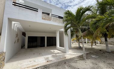 CASA EN VENTA EN SEGUNDA FILA DE LAS PLAYAS DE SAN BENITO.