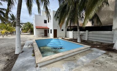 CASA EN VENTA EN SEGUNDA FILA DE LAS PLAYAS DE SAN BENITO.