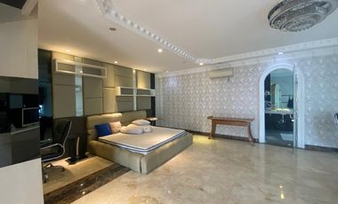 DISEWAKAN RUMAH 4,5 LANTAI DI KELAPA HIBDRIDA