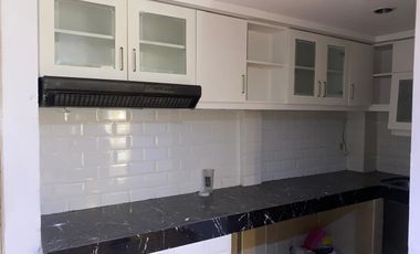 DISEWAKAN RUMAH 4,5 LANTAI DI KELAPA HIBDRIDA