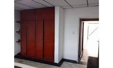 Venta Amplio Apartamento Centro Pereira