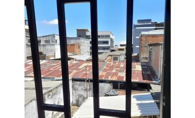 Venta Amplio Apartamento Centro Pereira