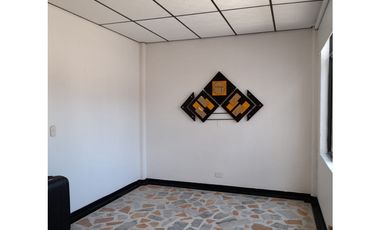 Venta Amplio Apartamento Centro Pereira