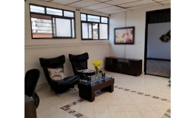 Venta Amplio Apartamento Centro Pereira