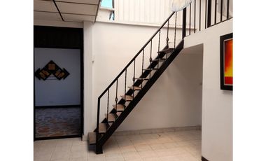 Venta Amplio Apartamento Centro Pereira