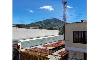 Venta Amplio Apartamento Centro Pereira