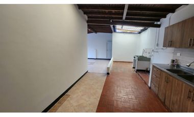 ARRIENDO APARTAMENTO ROBLEDO KENNEDY segundo piso 202