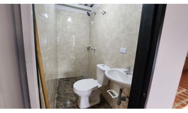 ARRIENDO APARTAMENTO ROBLEDO KENNEDY segundo piso 202