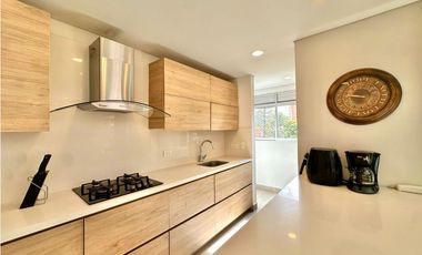 Amoblado HERMOSO Apartamento sector Milla de Oro Poblado