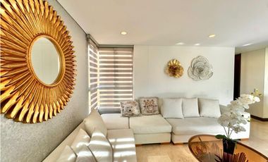 Amoblado HERMOSO Apartamento sector Milla de Oro Poblado