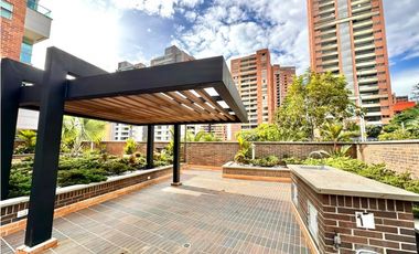 Amoblado HERMOSO Apartamento sector Milla de Oro Poblado