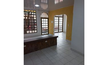 SE VENDE HERMOSA CASA EN VILLA MONICA