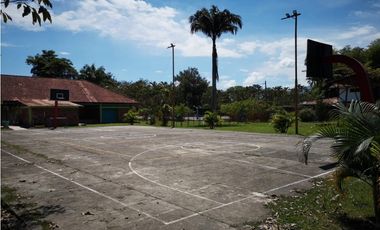 SE VENDE O CAMBIA CASA DE CAMPO EN VIA LA VIRGINIA BALBOA