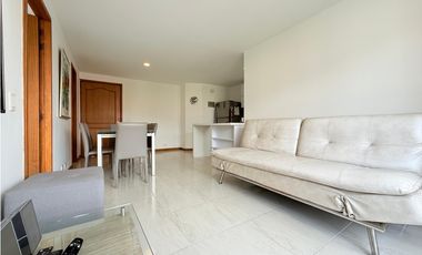 Amoblado HERMOSO Aparta estudio en las Vegas Poblado