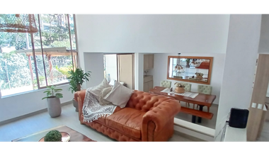 Venta casa Ideal para familias REMODELADA. en Medellín, Los Balsos