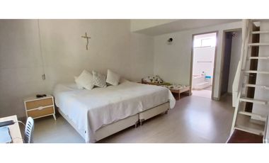 Venta casa Ideal para familias REMODELADA. en Medellín, Los Balsos