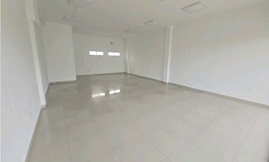 Se Arrienda locales en Av de los estudiantes, Santa Marta