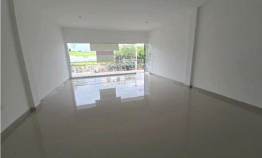 Se Arrienda locales en Av de los estudiantes, Santa Marta