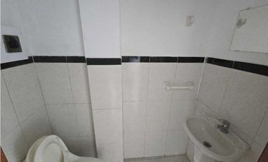 Se Arrienda locales en Av de los estudiantes, Santa Marta