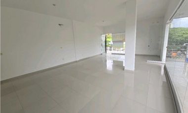 Se Arrienda locales en Av de los estudiantes, Santa Marta