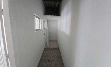 Se Arrienda locales en Av de los estudiantes, Santa Marta