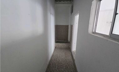 Se Arrienda locales en Av de los estudiantes, Santa Marta