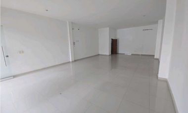 Se Arrienda locales en Av de los estudiantes, Santa Marta