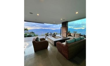 Casa Palmas/Medellín - Venta