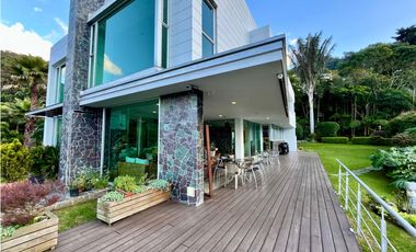 Casa Palmas/Medellín - Venta