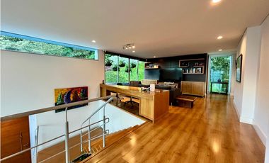 Casa Palmas/Medellín - Venta