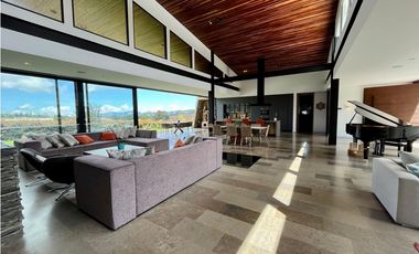Casa Palmas - Venta