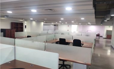 SE ARRIENDA OFICINA EN CHICO RESERVADO