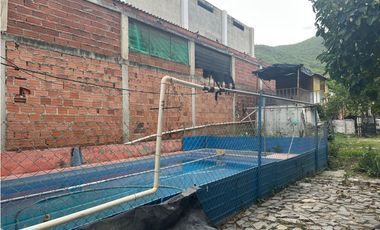 Se vende lote en sector industrial sobre la Troncal, Santa Marta