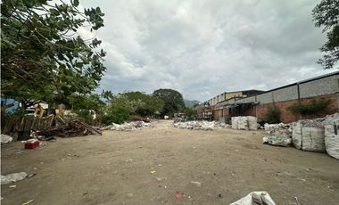 Se vende lote en sector industrial sobre la Troncal, Santa Marta