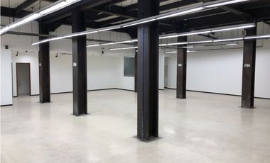 SE ARRIENDA LOCAL EN CENTRO INTERNACIONAL BOGOTA