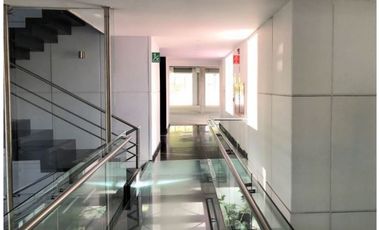 SE ARRIENDA OFICINA  EN CHICO