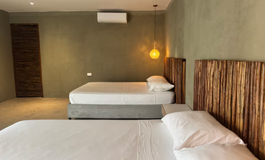 CABAÑA VACACIONAL DE 6 HABITACIONES, FRENTE AL MAR, RIOHACHA