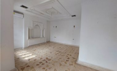 SE ARRIENDA CASA DE DOS PISOS EN ZONA NORTE DE MONTERIA