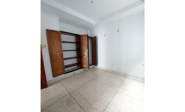 SE ARRIENDA CASA DE DOS PISOS EN ZONA NORTE DE MONTERIA