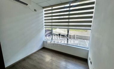 OFICINA CON TERRAZA , METRO MANUEL MONTT