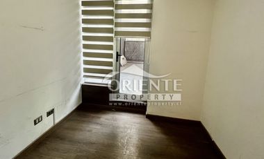 OFICINA CON TERRAZA , METRO MANUEL MONTT