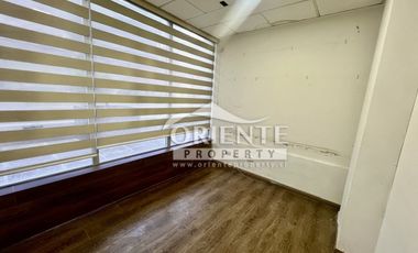 OFICINA CON TERRAZA , METRO MANUEL MONTT