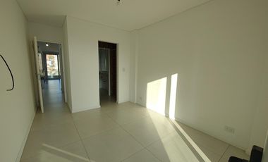 DEPARTAMENTO SEMIPISO 2 AMBIENTES CAVOUR  3055 