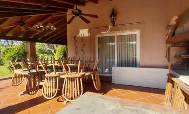 Casa Country 3D en venta Moreno y Av Peron