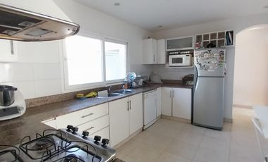 Casa Country 3D en venta Moreno y Av Peron