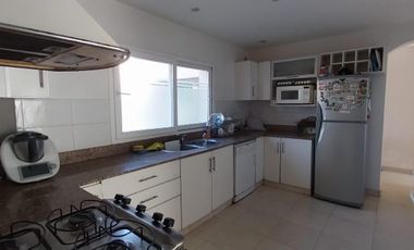 Casa Country 3D en venta Moreno y Av Peron