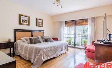 Departamento en Alquiler 4 ambientes c/ dependencia - Recoleta