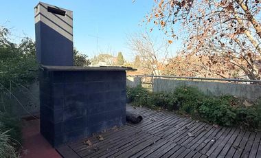 Casa en  VENTA 4 AMB C/ Patio, TERRAZA Y GARAGE CUB.