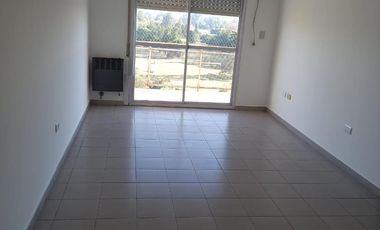 Departamento en tres ambientes Padua centro