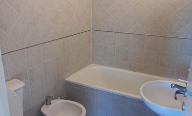 Departamento en tres ambientes Padua centro